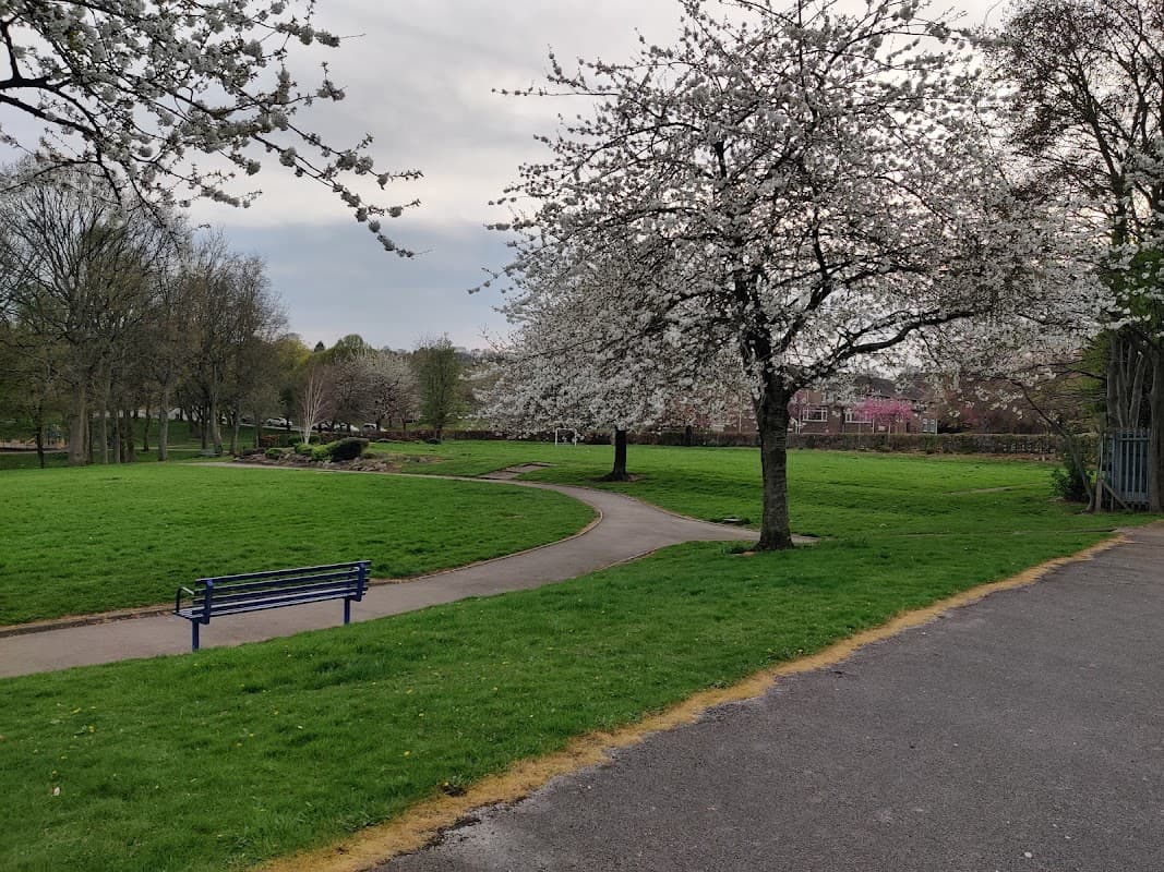 Fernside park - Park in huddersfield